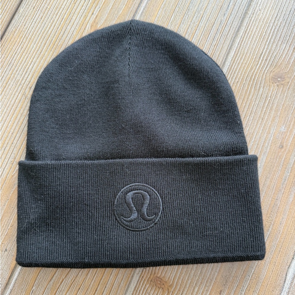 Lululemon Black Beanie